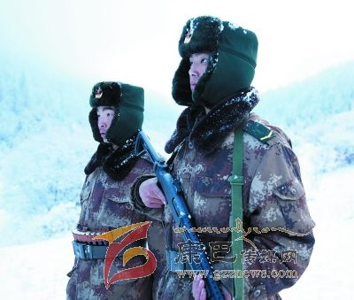 甘孜軍分區“康巴使命－2013”實(shí)戰演習剪影